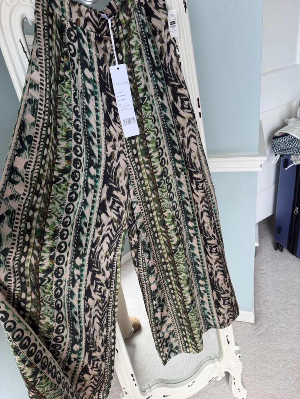 Elastic-Waist Printed wide leg satin pants in Green and Black